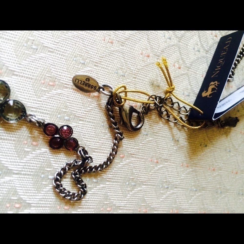 New - beautiful necklace - Picture 2 of 4